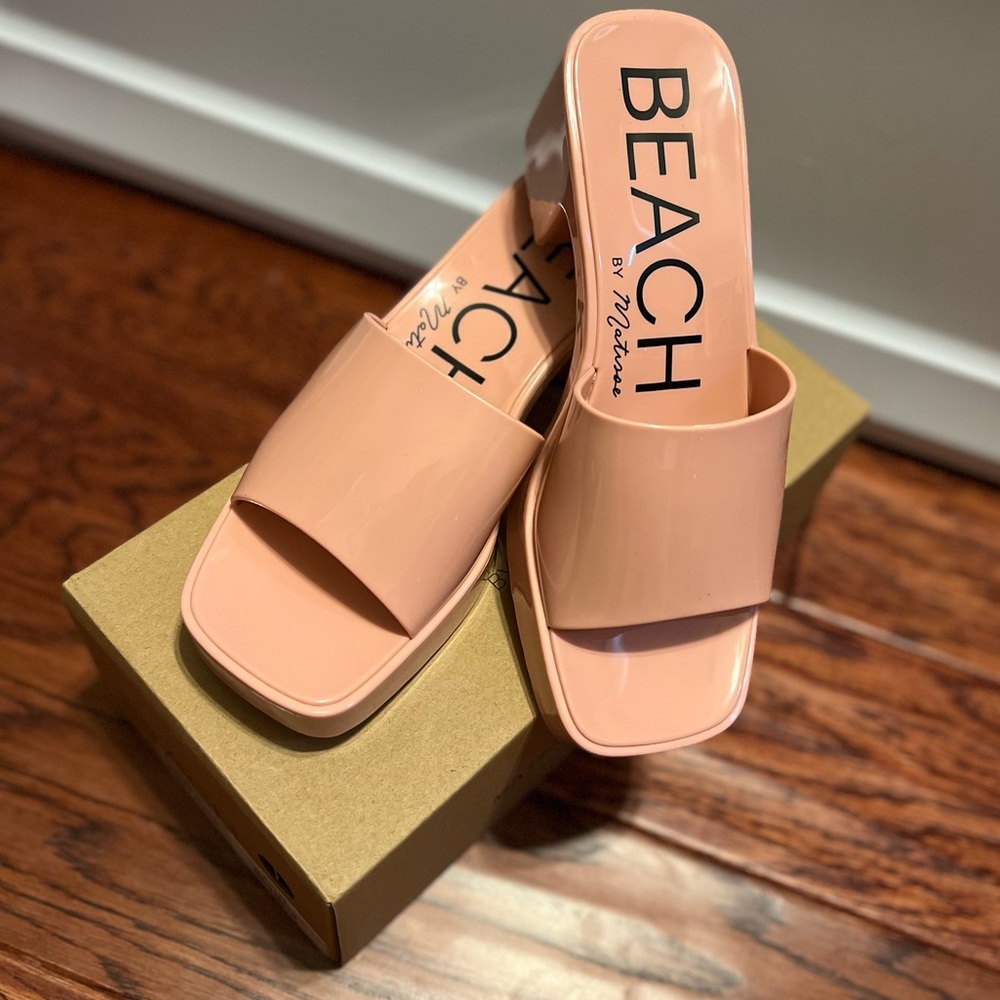 Women’s Slide Sandal, Size 7